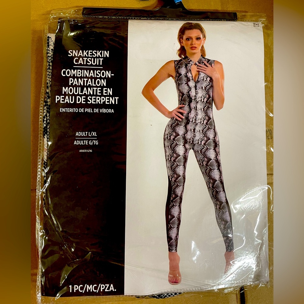 New women’s Snakeskin Catsuit Halloween Costume. 1 piece adult L/XL